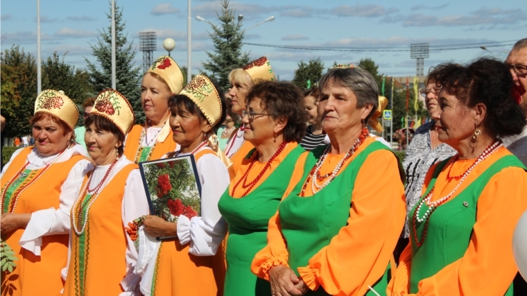 В рамках Дня города Новочебоксарска состоялся традиционный фестиваль женских клубов