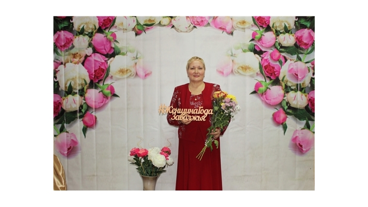 В ИКЦ поселка Сосновка состоялся конкурс «Женщина года Заволжья»