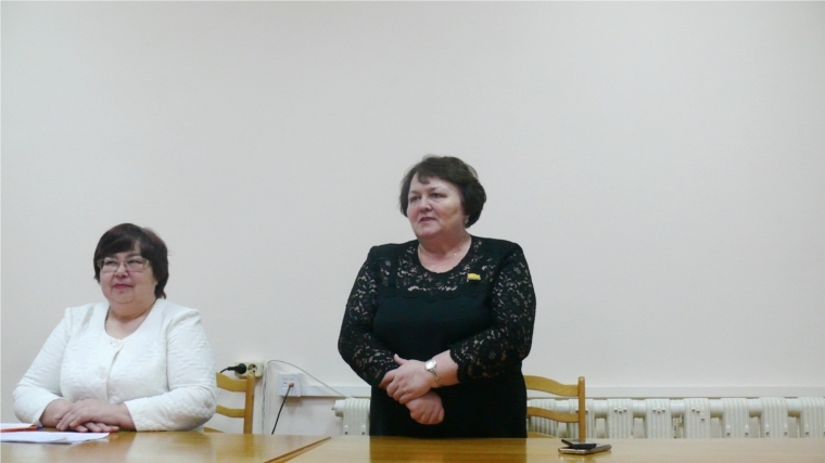 Спикер парламента Альбина Егорова приняла участие в заседании женсовета Чебоксарского района