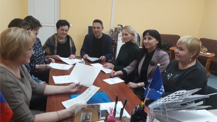Состоялось выездное заседание Яльчикского районного женского совета