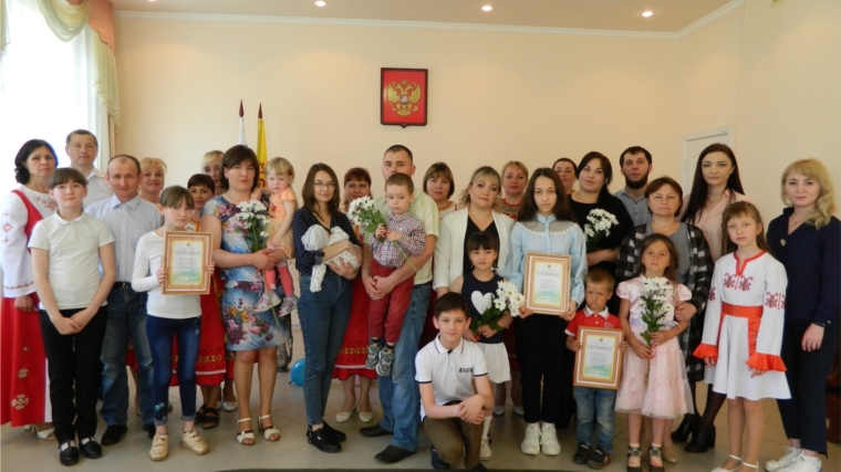 В Янтиковском районе состоялся семейный праздник, посвященный Международному дню семьи
