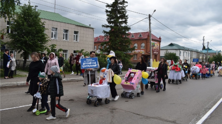В Батыревском районе прошел парад колясок