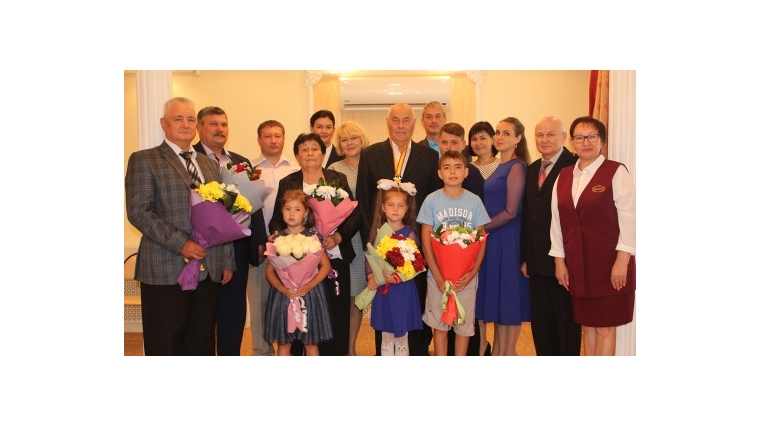 В Урмарском районе Чувашии вручили орден супругам Андреевым, прожившим в браке 51 год